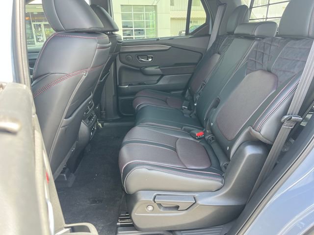 New 2026 Honda Pilot Black Edition image 17