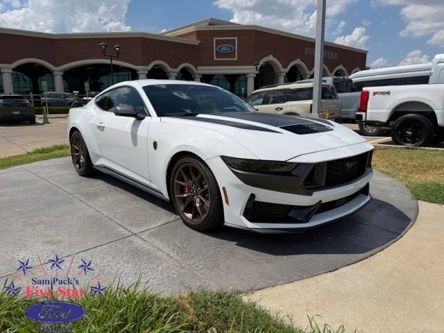Used 2025 Ford Mustang Dark Horse RWD image 1