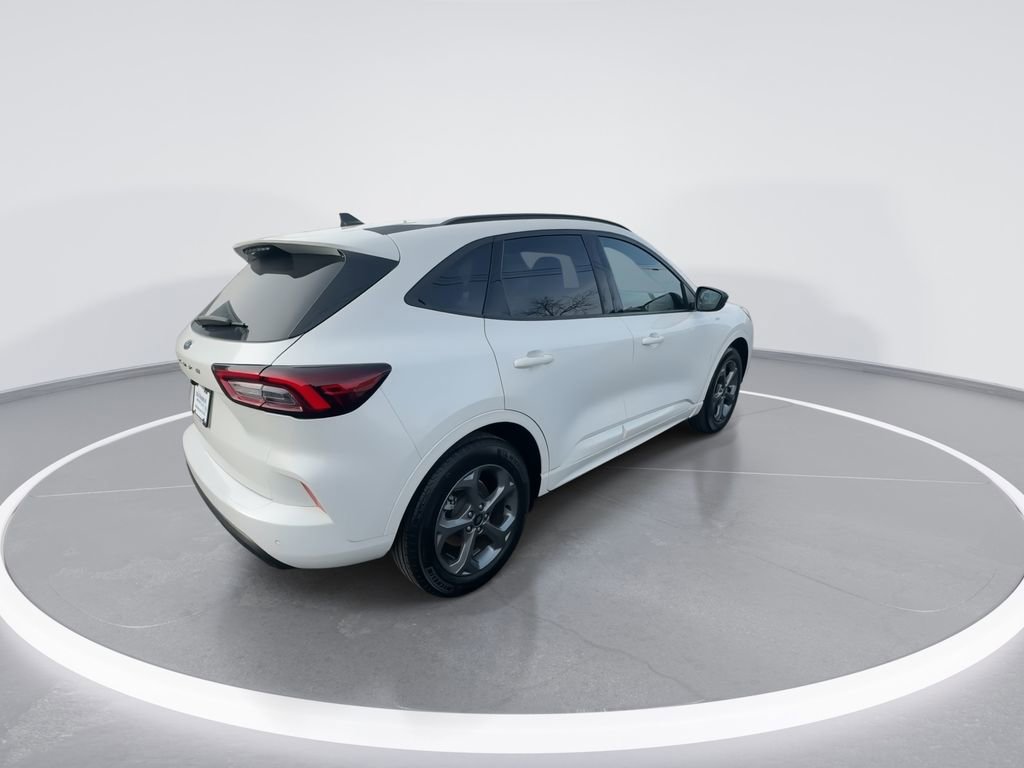 Used 2024 Ford Escape ST-Line w/ Tech Pack #1 image 8