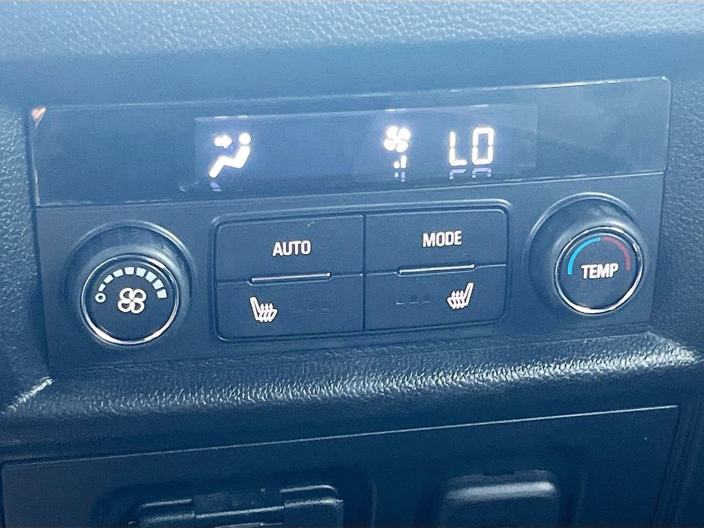 Used 2023 Chevrolet Traverse Premier w/ LPO, Floor Liner Package image 27