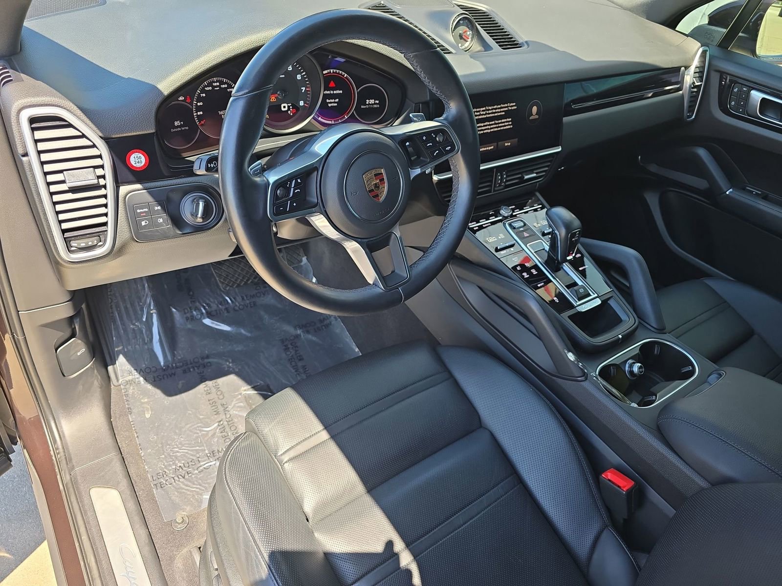 Certified 2023 Porsche Cayenne AWD/4WD image 4