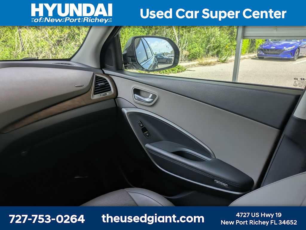 Used 2019 Hyundai Santa Fe XL FWD image 24