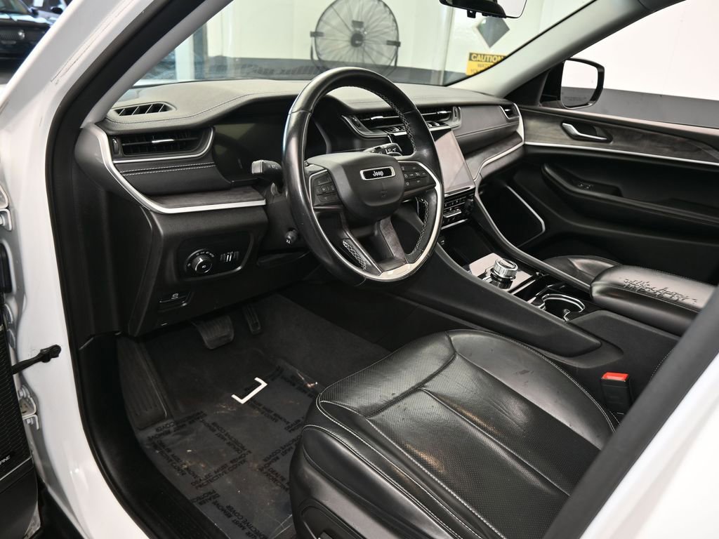 Used 2021 Jeep Grand Cherokee L Limited w/ Luxury Tech Group II image 10