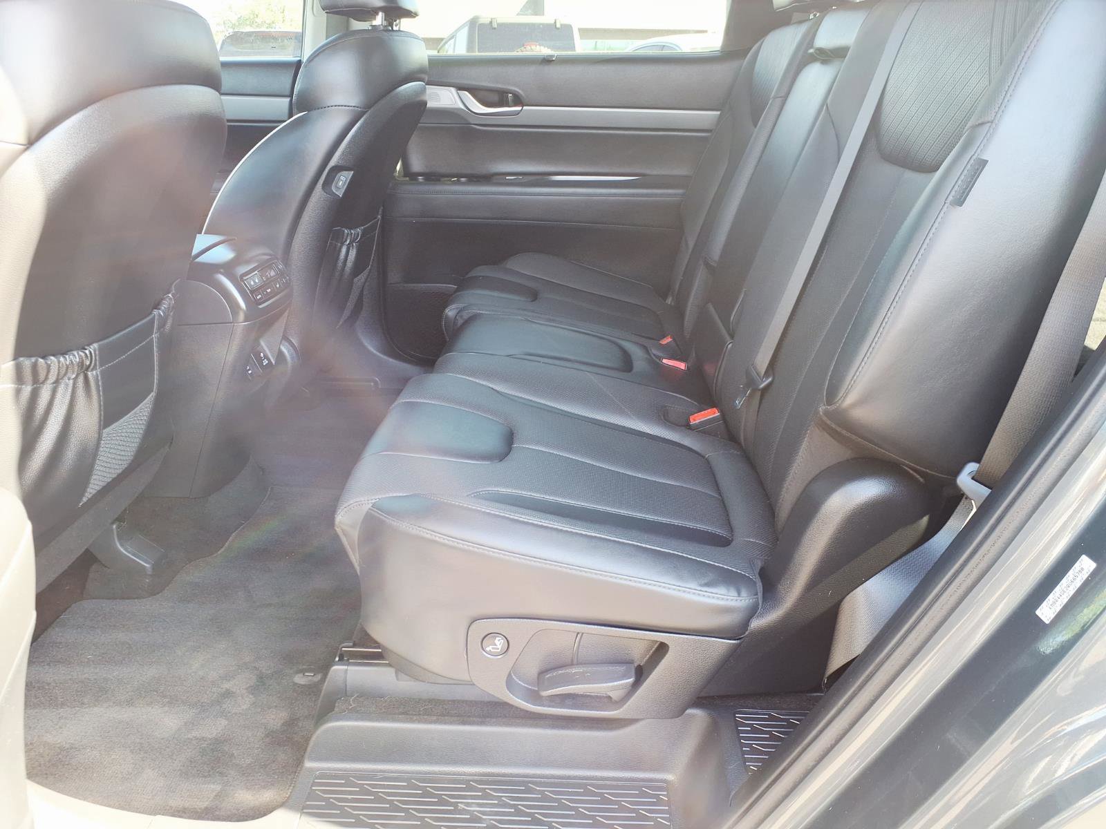 Used 2024 Hyundai Palisade SEL image 17