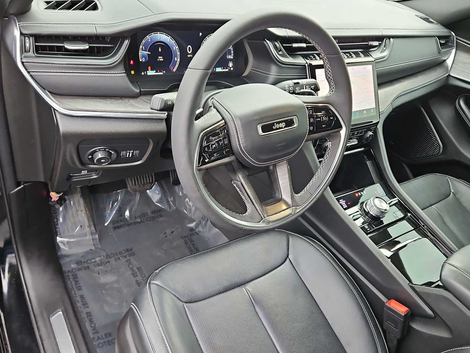 Used 2023 Jeep Grand Cherokee Overland image 10