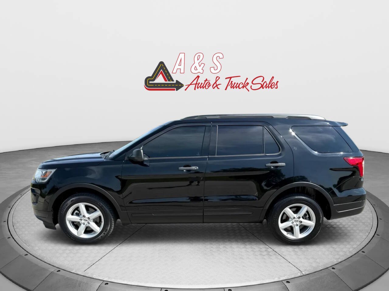 Used 2018 Ford Explorer 4WD image 5