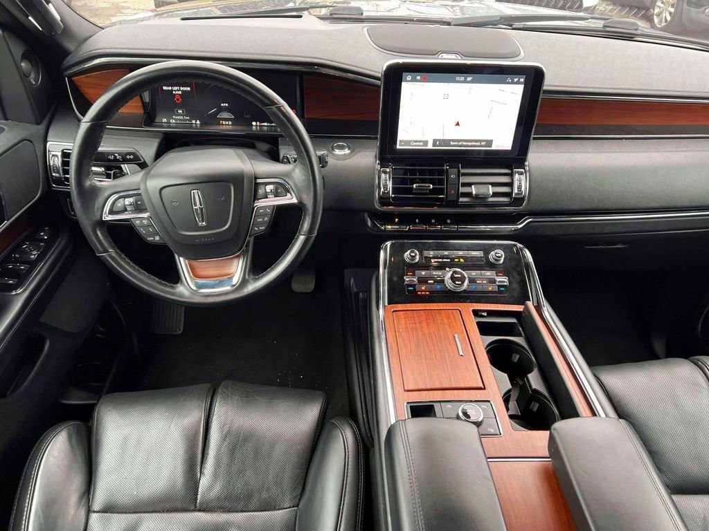 Used 2020 Lincoln Navigator L Reserve w/ Equipment Group 201A Reserve image 13