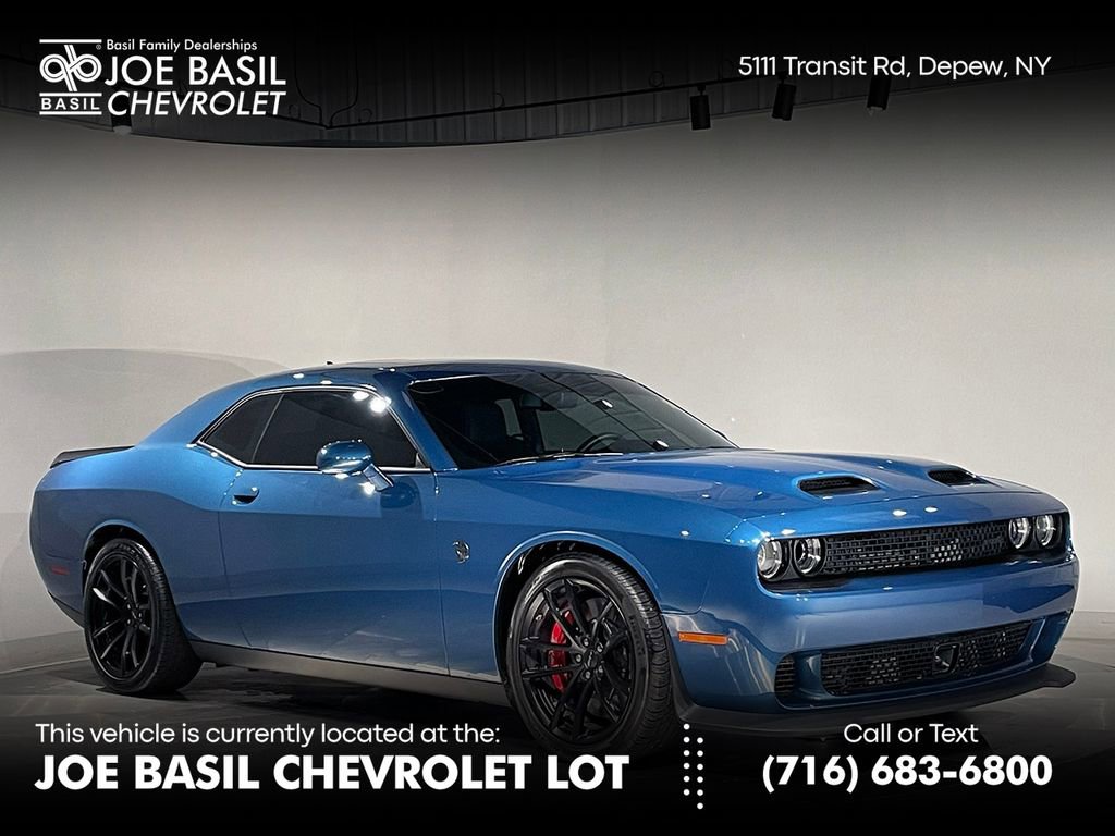 Used 2023 Dodge Challenger SRT Hellcat w/ Driver Convenience Group RWD image 1