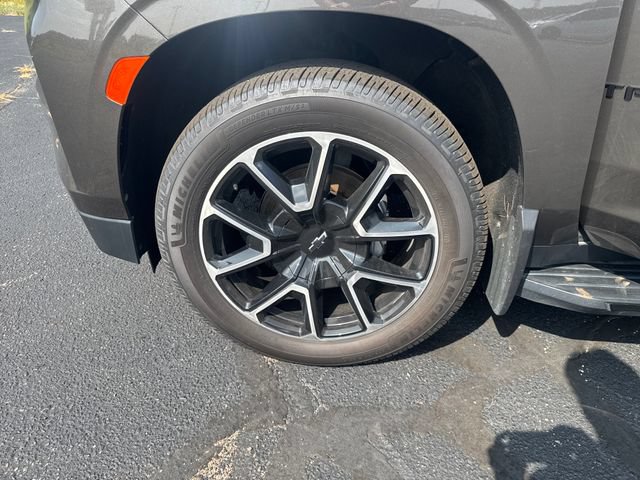 Used 2021 Chevrolet Tahoe RST w/ Luxury Package AWD/4WD image 31