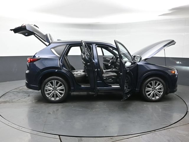 Used 2023 MAZDA CX-5 Signature AWD/4WD image 50