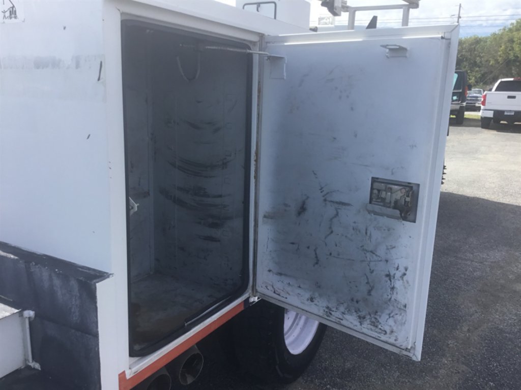 Used 2011 Ford F450 XL w/ PWR Equipment Group RWD image 19