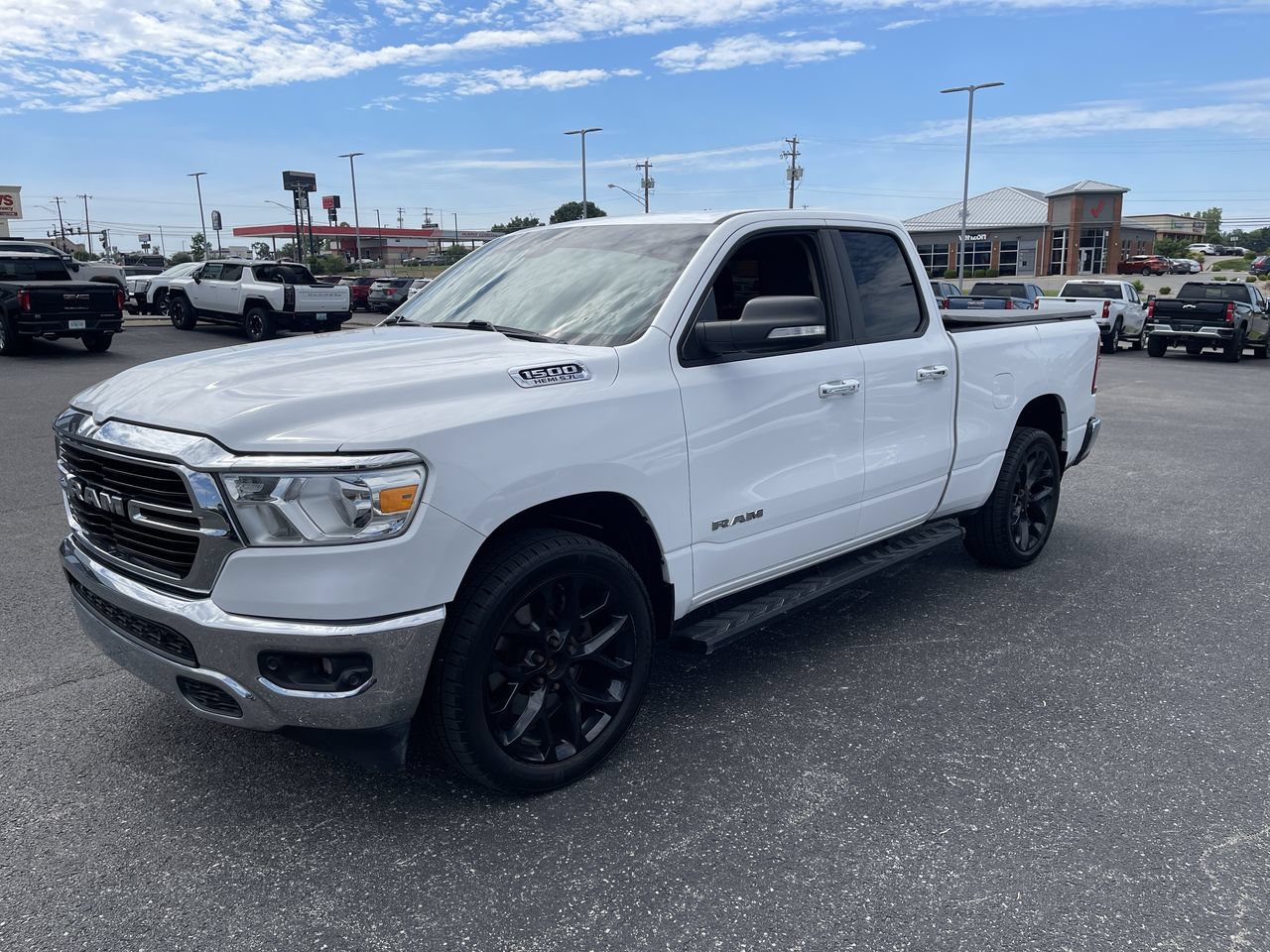 Used 2020 RAM 1500 Big Horn AWD/4WD image 1
