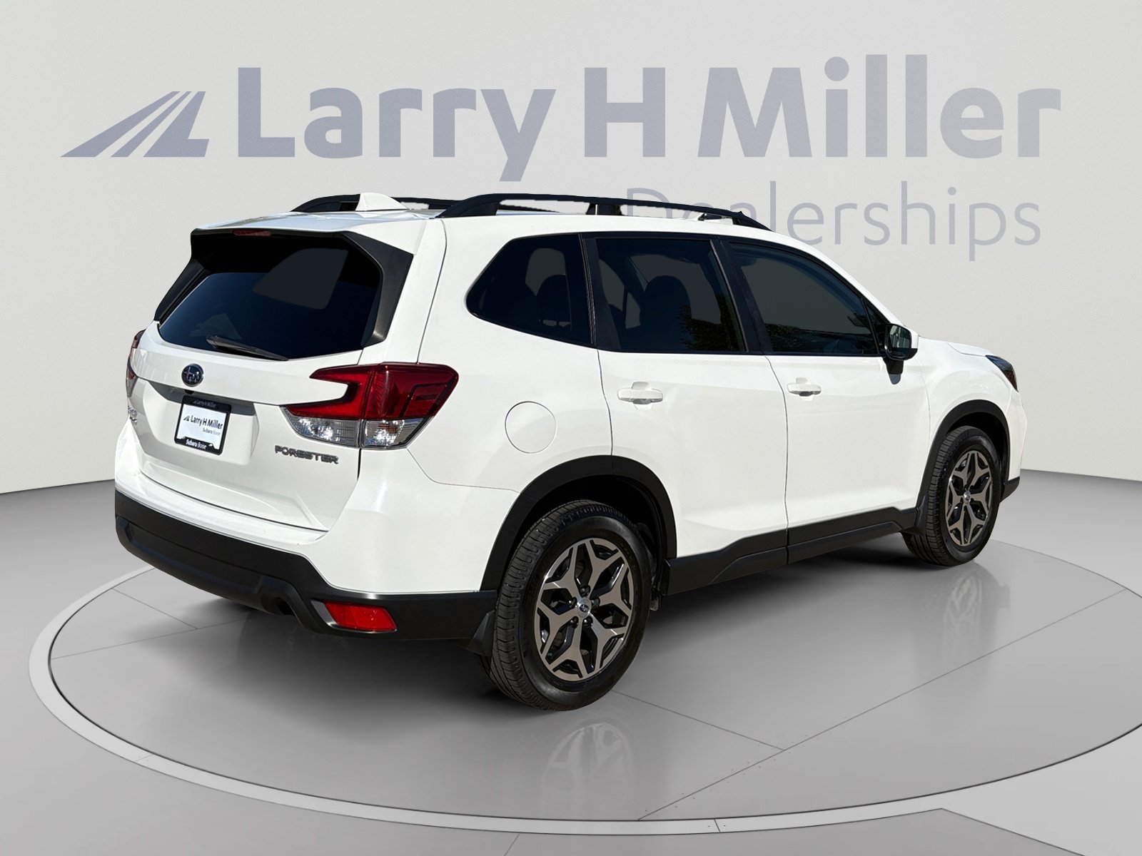 Certified 2025 Subaru Forester Wilderness AWD/4WD image 5