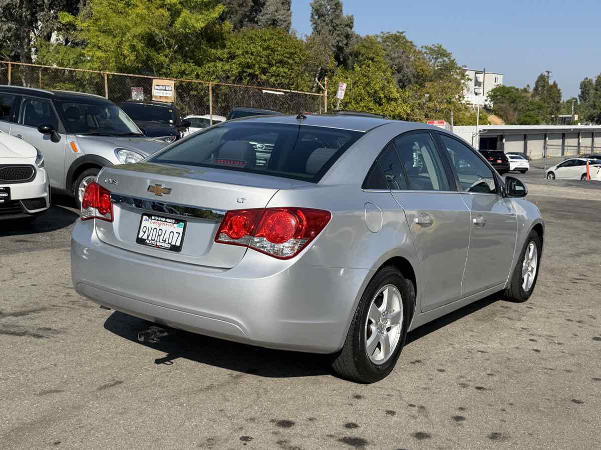 Used 2014 Chevrolet Cruze LT FWD image 6