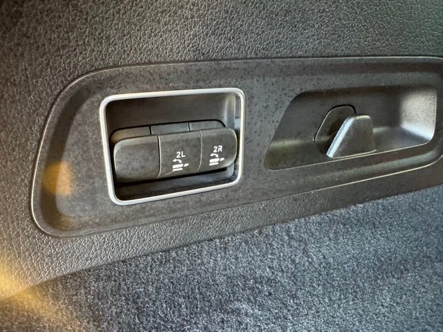 Used 2024 Mercedes-Benz GLS 450 4MATIC image 11