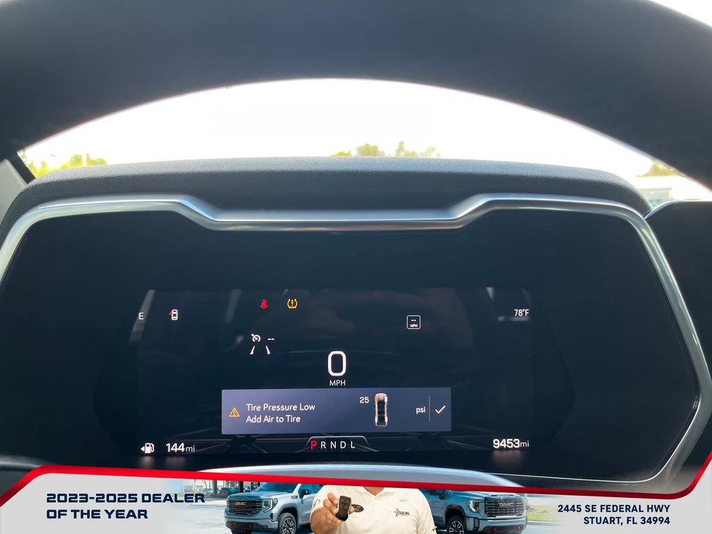 Used 2025 GMC Canyon Elevation image 27