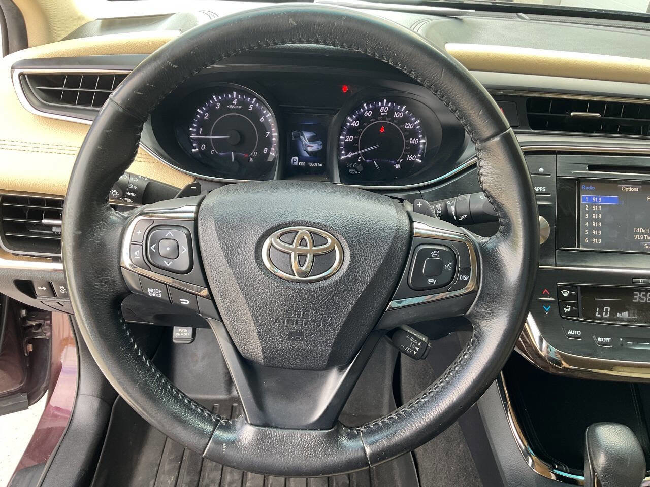 Used 2015 Toyota Avalon XLE FWD image 17