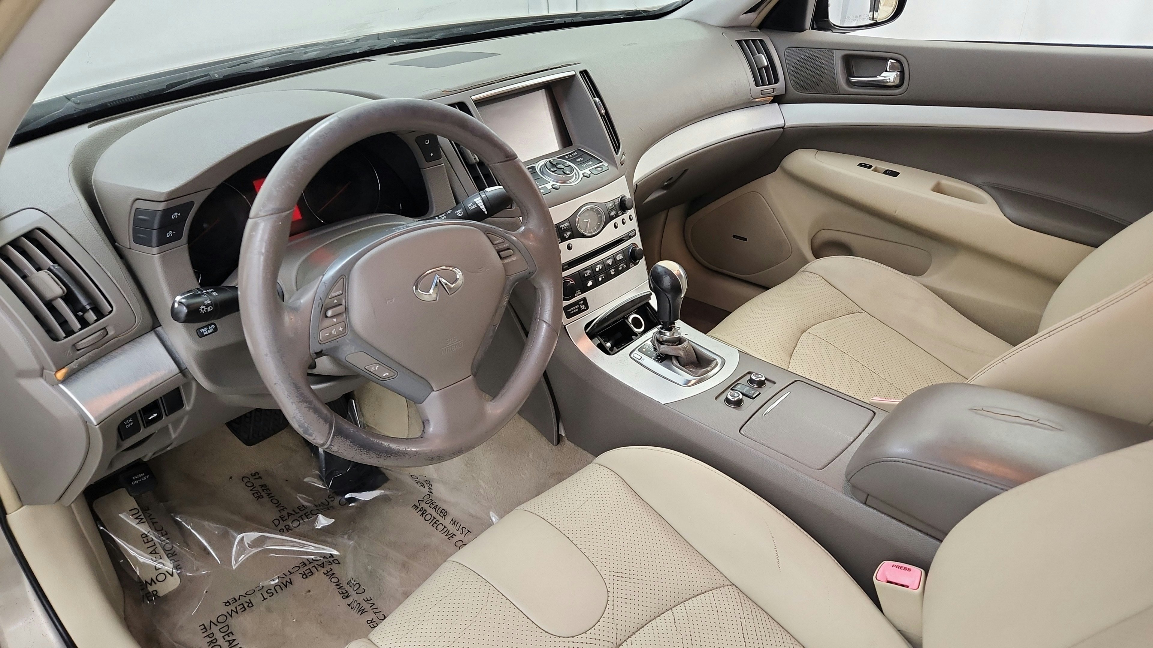 Used 2009 INFINITI G37 x Sedan w/ Premium Pkg AWD/4WD image 16