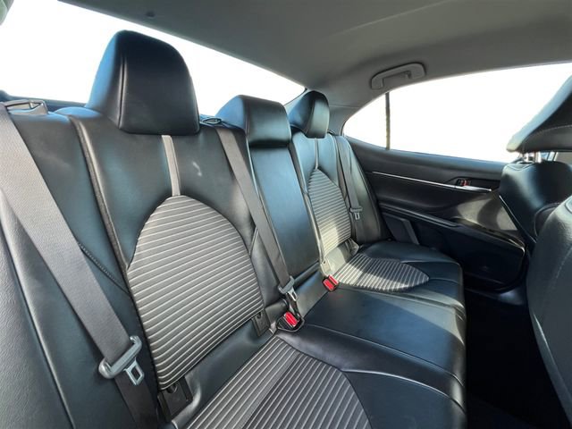 Certified 2022 Toyota Camry SE image 21