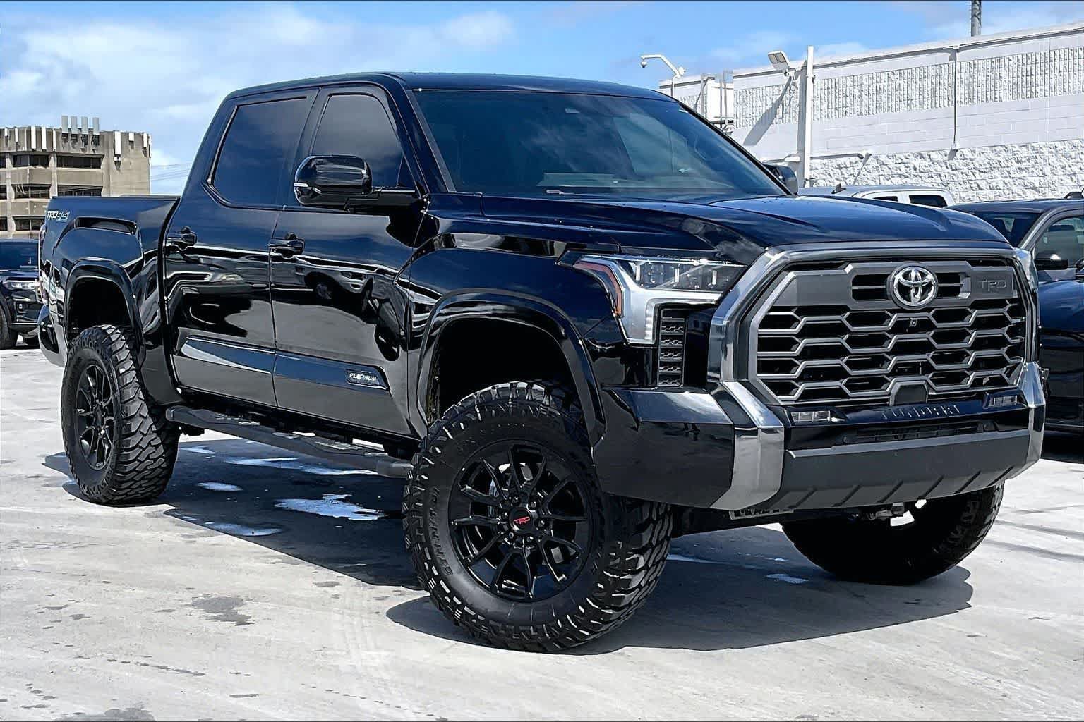 Used 2024 Toyota Tundra Platinum w/ TRD Off-Road Package AWD/4WD image 21