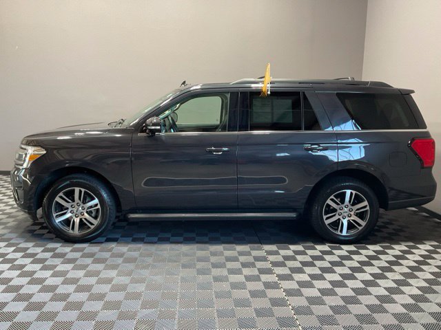 Used 2024 Ford Expedition XLT AWD/4WD image 6