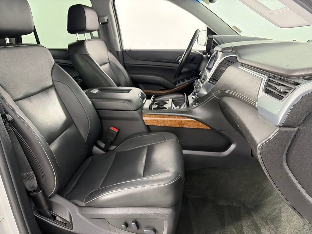 Used 2019 Chevrolet Tahoe Premier AWD/4WD image 33