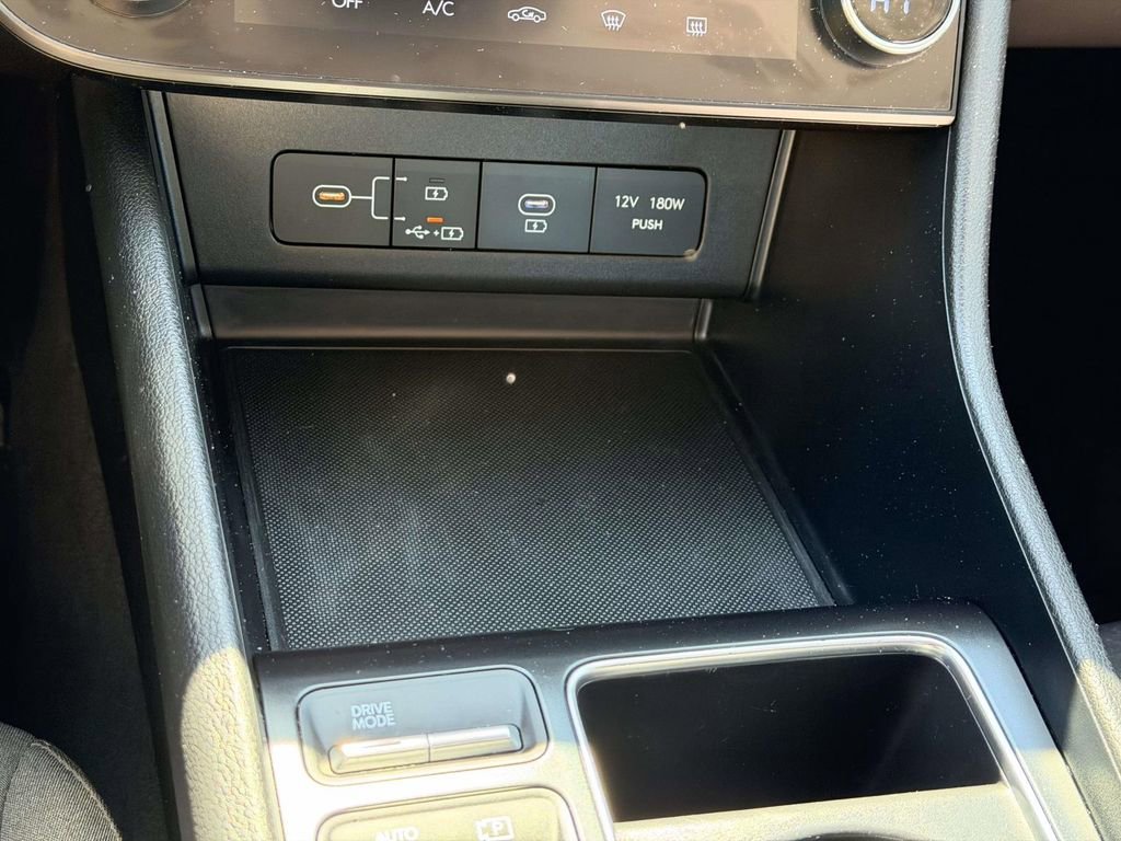 Used 2025 Hyundai Sonata SEL FWD image 6