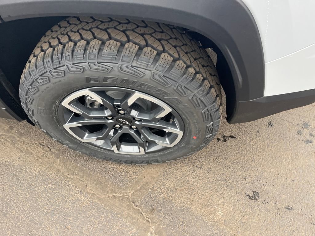 New 2026 Chevrolet Equinox ACTIV image 35