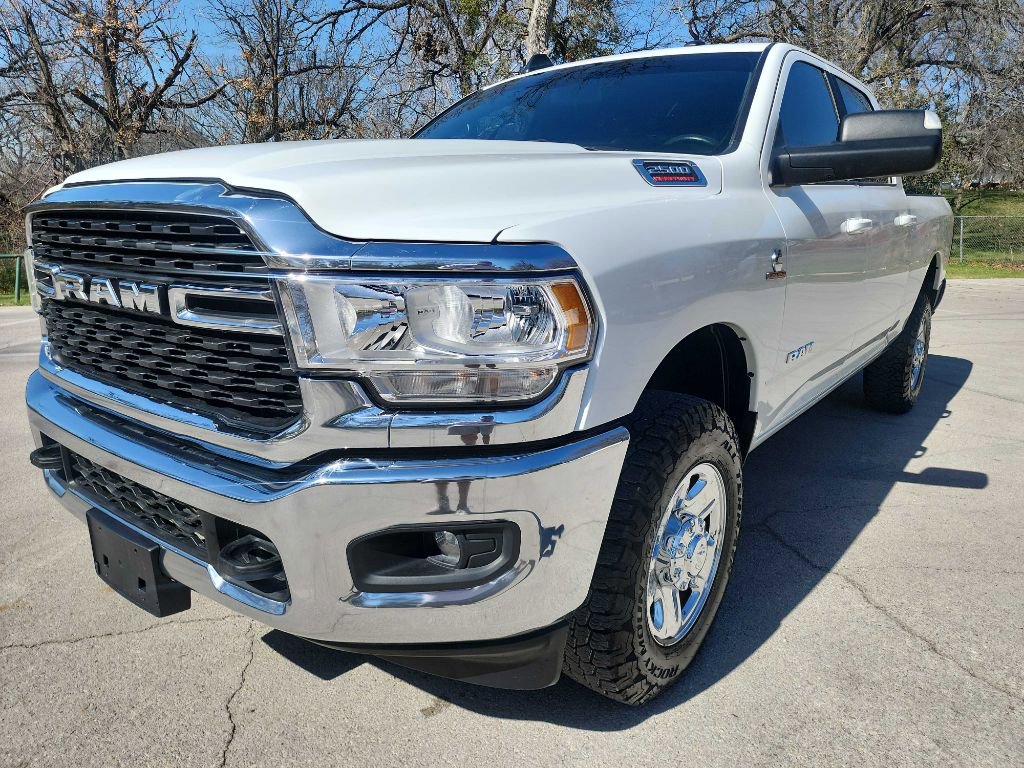 Used 2022 RAM 2500 Big Horn w/ Cold Weather Group AWD/4WD image 4