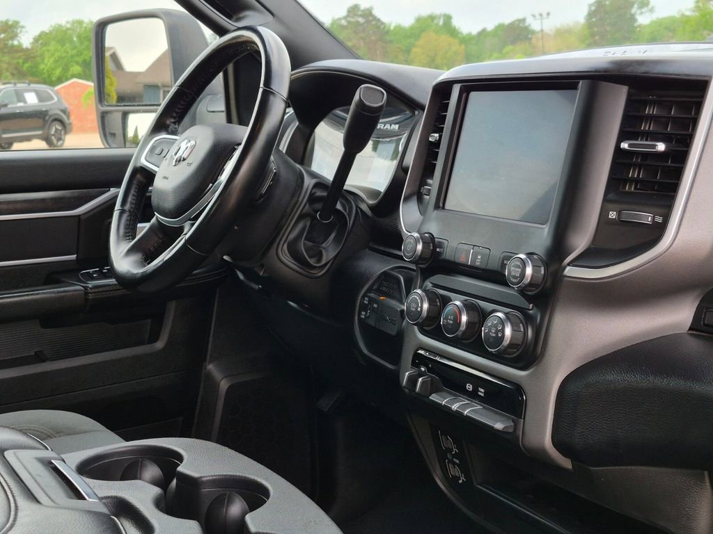 Used 2024 RAM 3500 Big Horn image 35