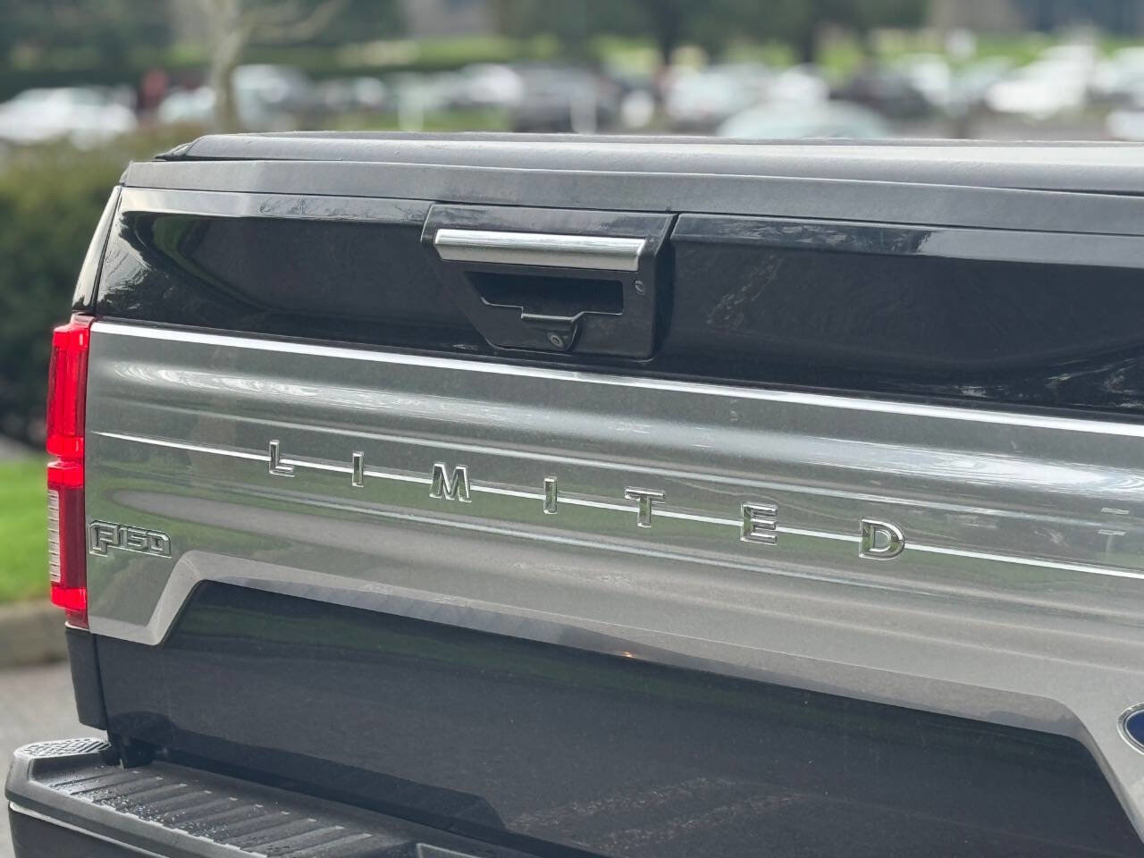 Used 2018 Ford F150 Limited w/ Trailer Tow Package image 13