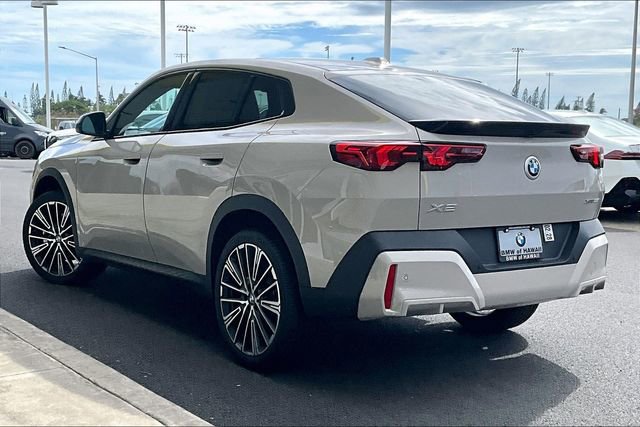 New 2026 BMW X2 xDrive28i w/ Technology Package image 3