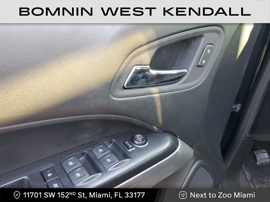 Used 2022 Chevrolet Colorado ZR2 w/ ZR2 Midnight Special Edition image 18