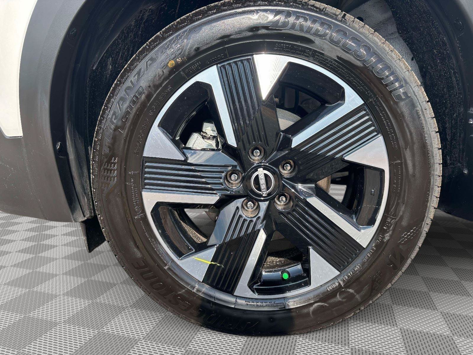 New 2026 Nissan Kicks SV w/ SV Premium Package AWD/4WD image 10