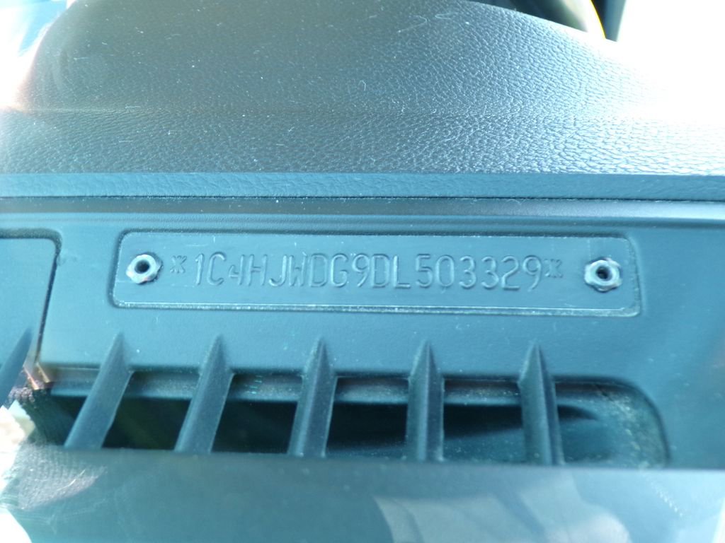 Used 2013 Jeep Wrangler Unlimited Sport image 26