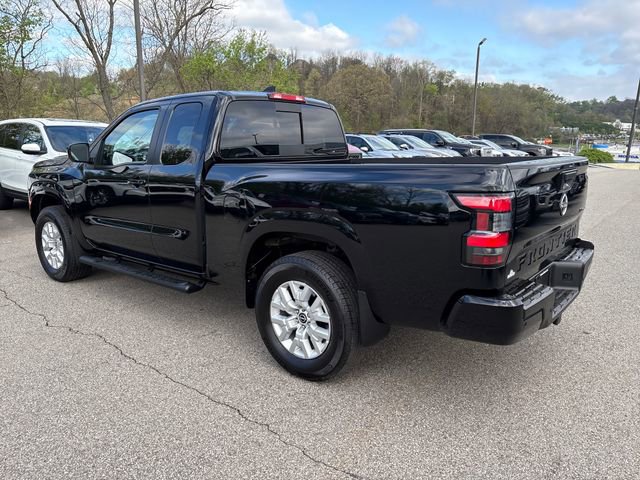 Certified 2024 Nissan Frontier SV w/ SV Convenience Package image 3