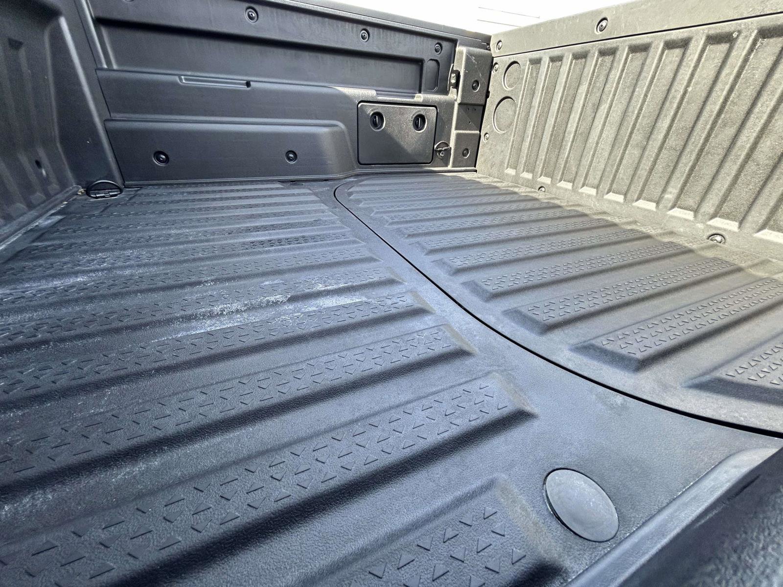 Used 2025 Hyundai Santa Cruz SEL image 16