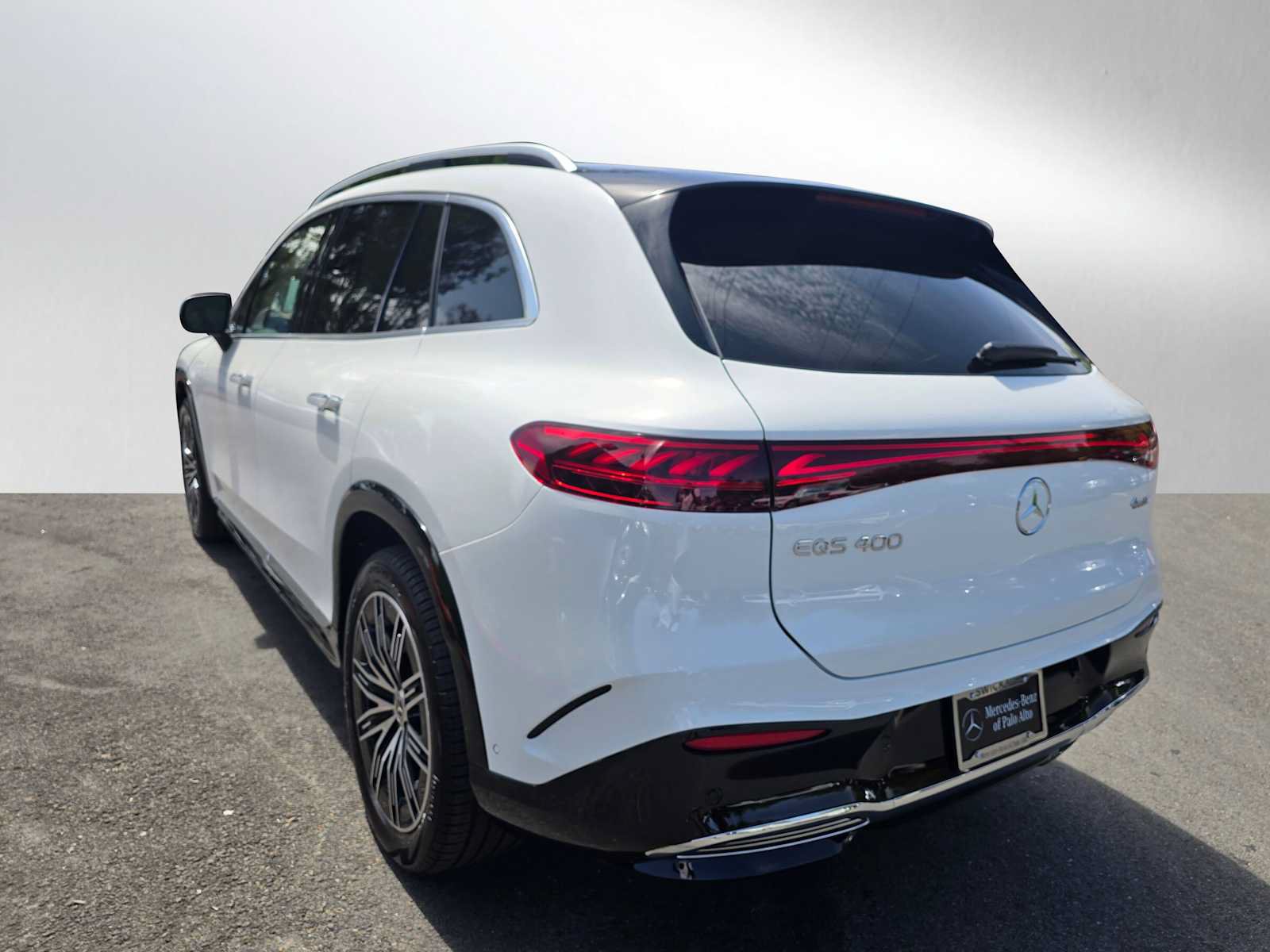 New 2026 Mercedes-Benz EQS 400 4MATIC SUV image 5
