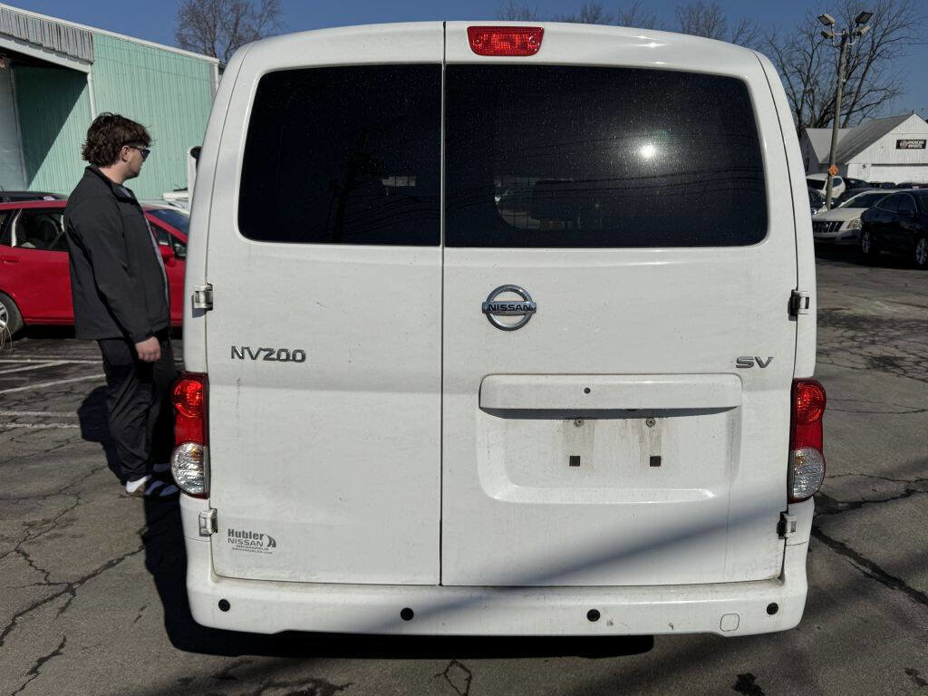 Used 2021 Nissan NV200 SV w/ Back Door Glass Package image 4