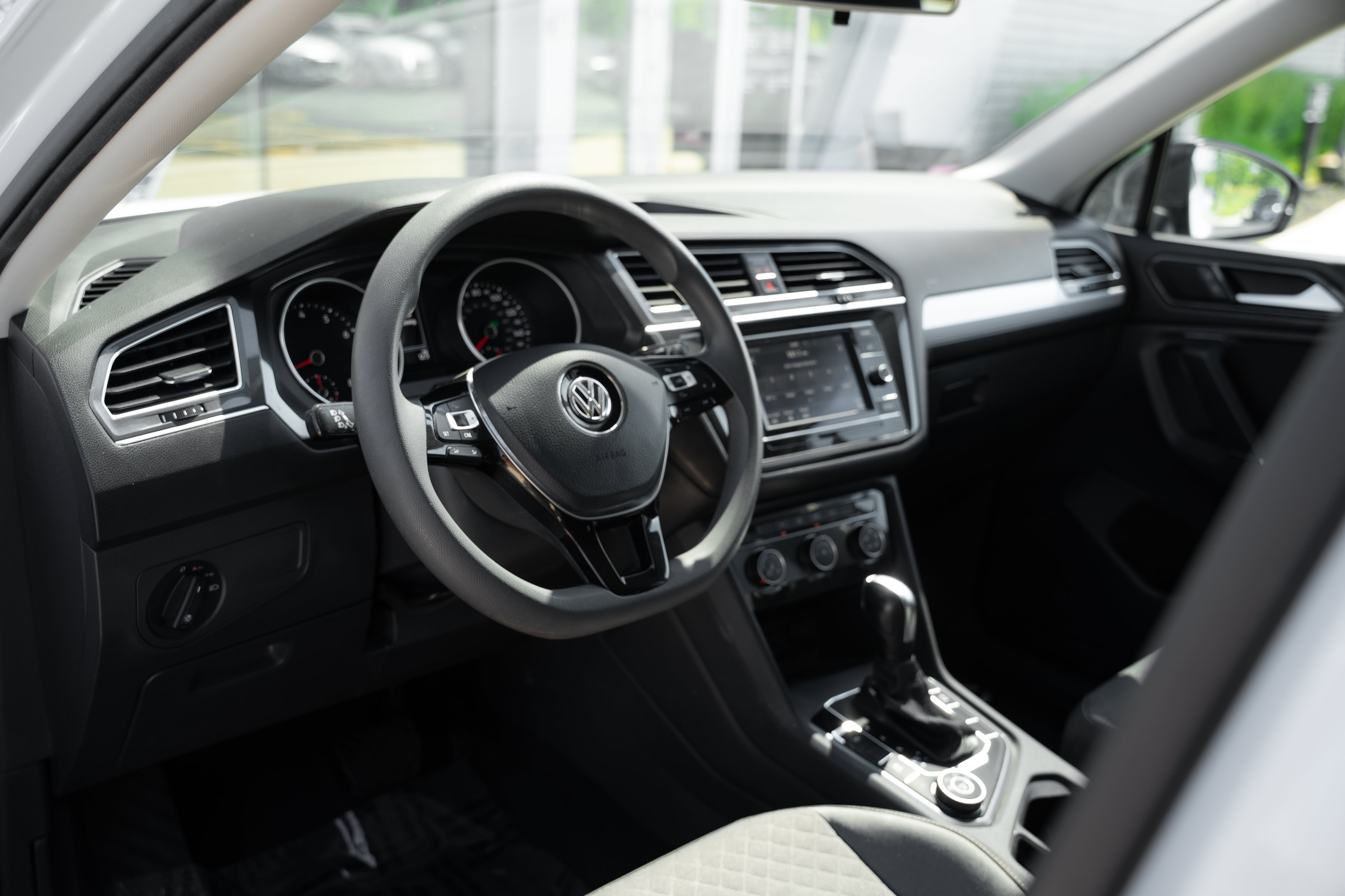 Used 2018 Volkswagen Tiguan S AWD/4WD image 10