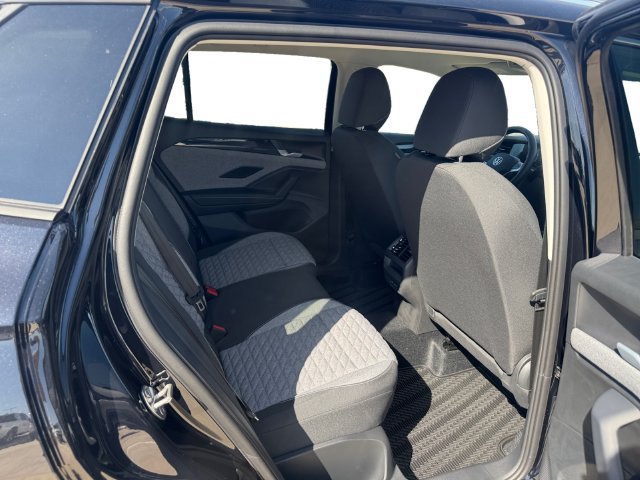 New 2026 Volkswagen Tiguan S FWD image 13