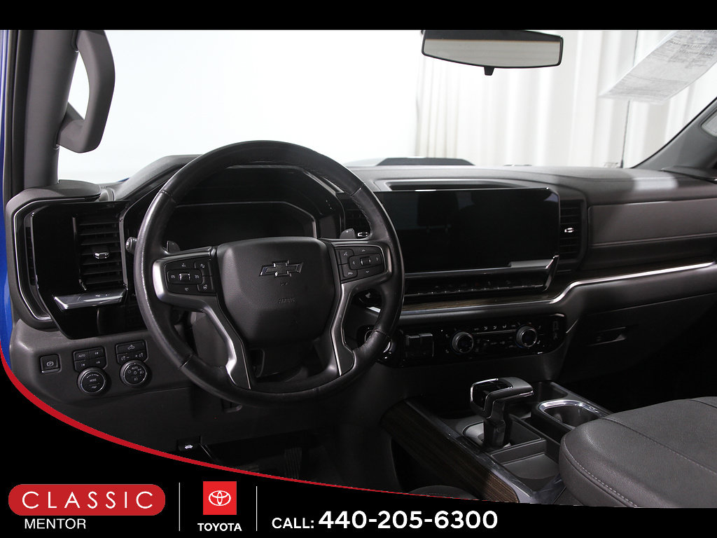 Used 2023 Chevrolet Silverado 1500 LT Trail Boss w/ Protection Package AWD/4WD image 7