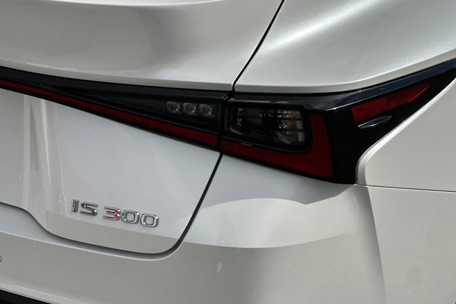 Used 2023 Lexus IS 300 w/ Premium Package RWD image 27