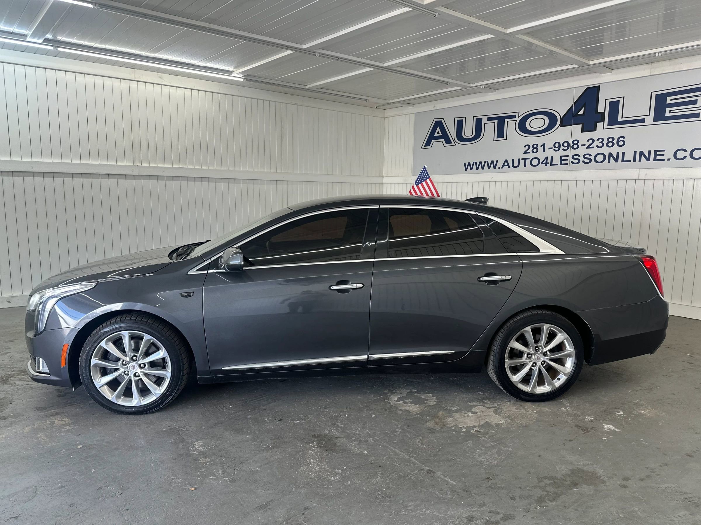Used 2019 Cadillac XTS Luxury image 8