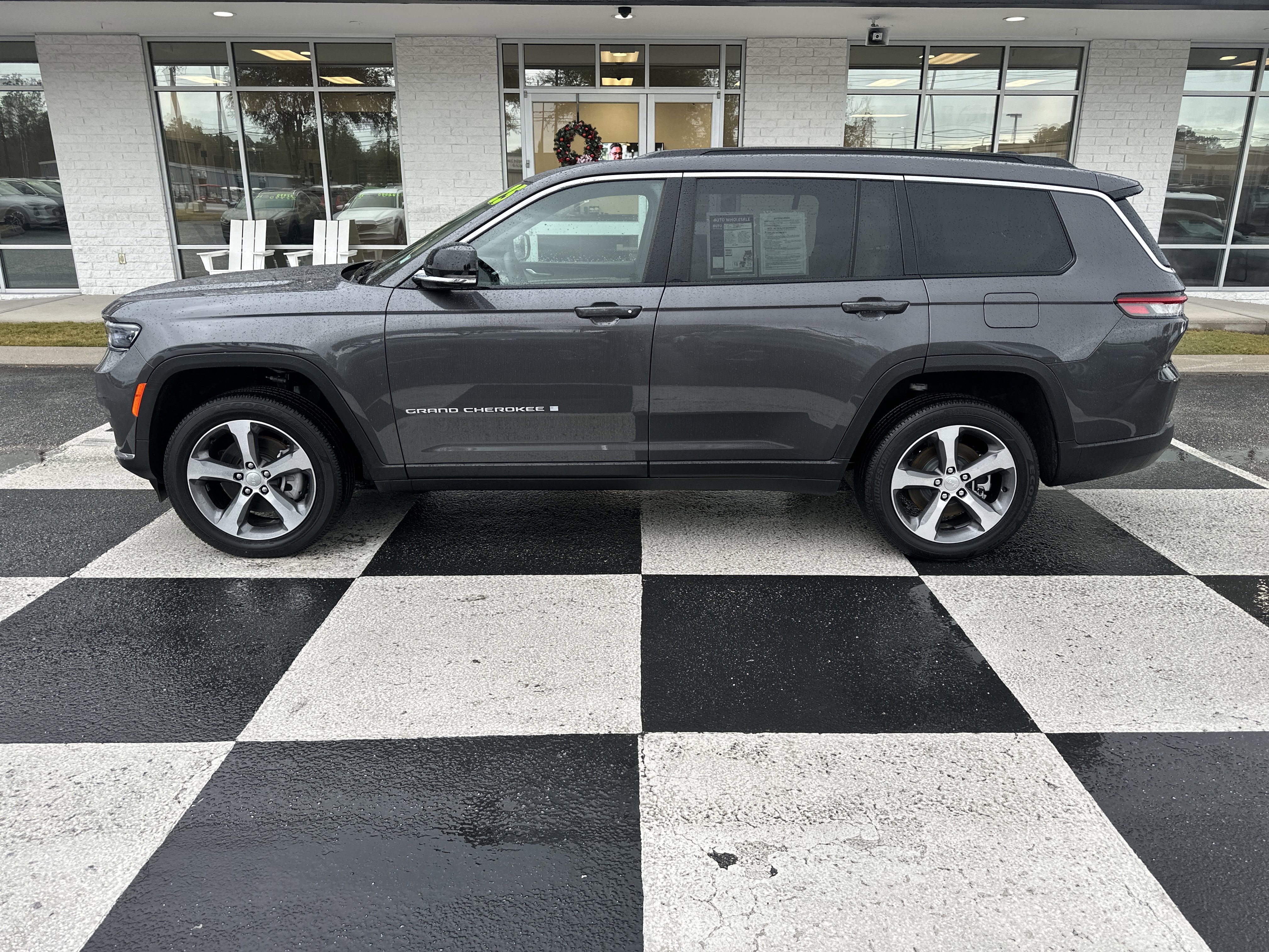 Used 2025 Jeep Grand Cherokee L Limited w/ Trailer Tow Package