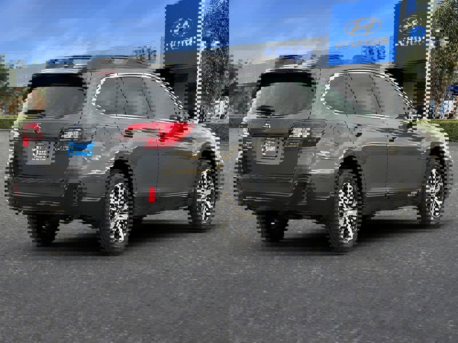 Used 2019 Subaru Outback 2.5i Limited w/ Popular Package #2 image 2