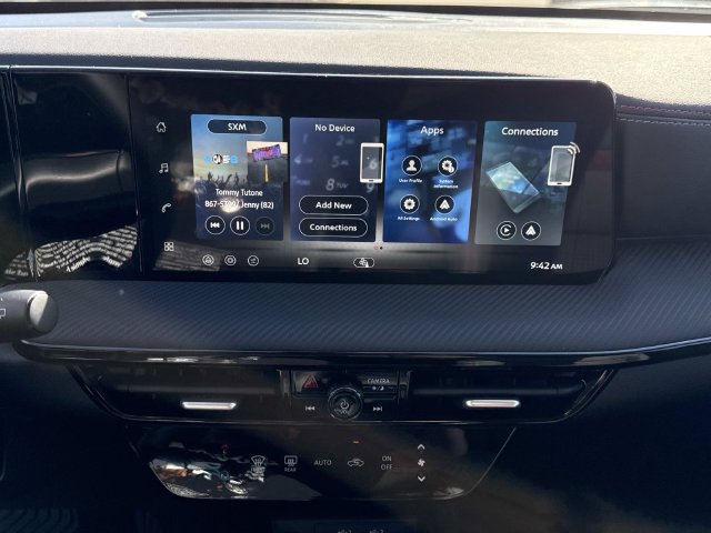 New 2027 Nissan Kicks SR FWD image 27
