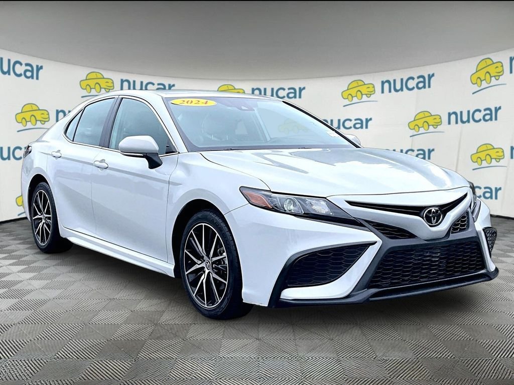 Used 2024 Toyota Camry SE