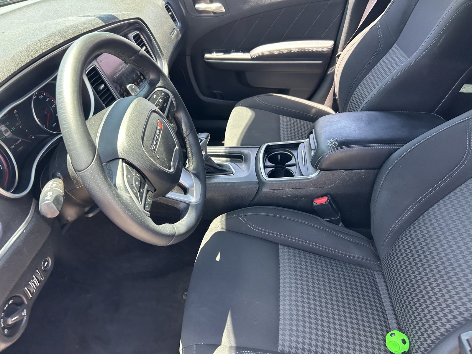 Used 2018 Dodge Charger R/T RWD image 10