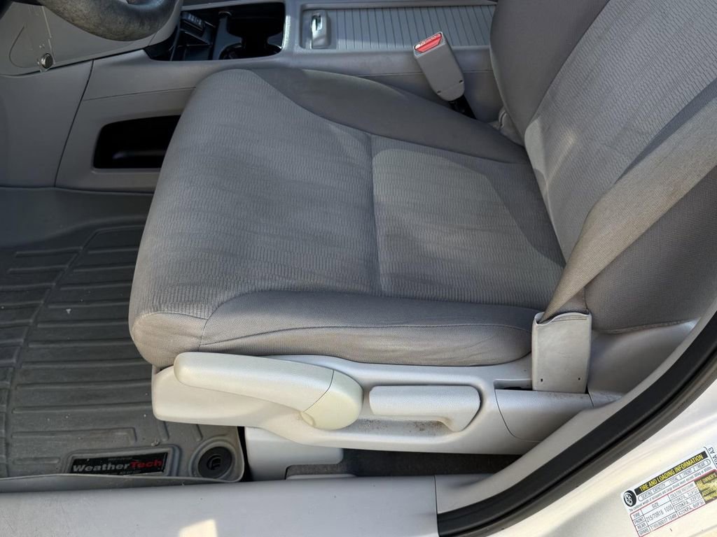 Used 2013 Honda CR-V LX image 12